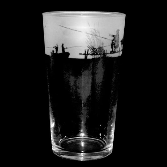 Fishing T29 Pint Glass