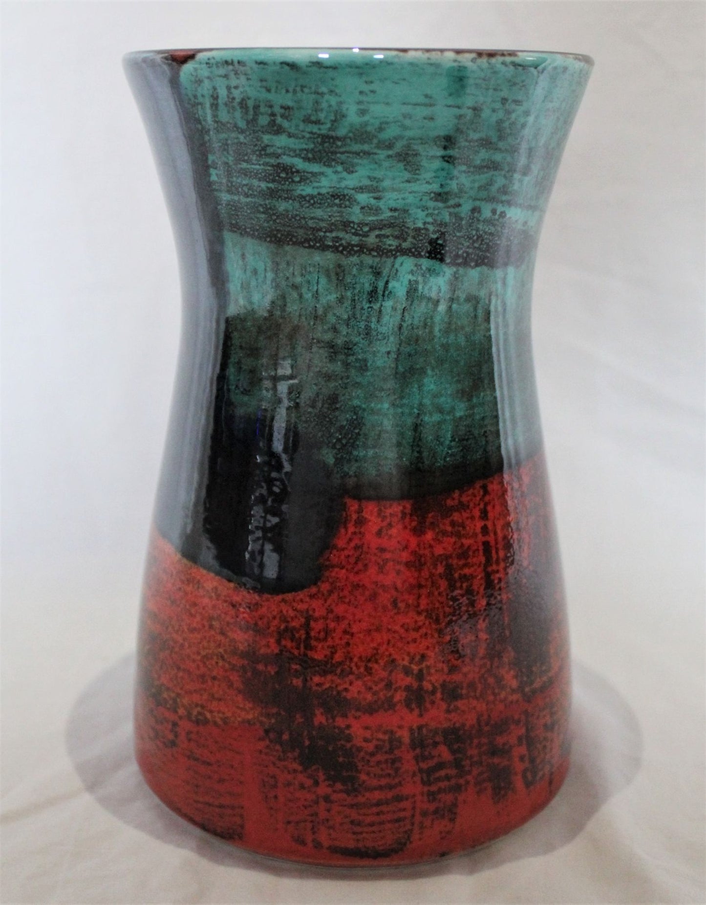 19cm Hand-thrown Vase - Gemstones design