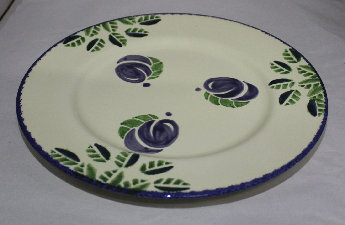 Dinner Plate - Dorset Fruits Plums design