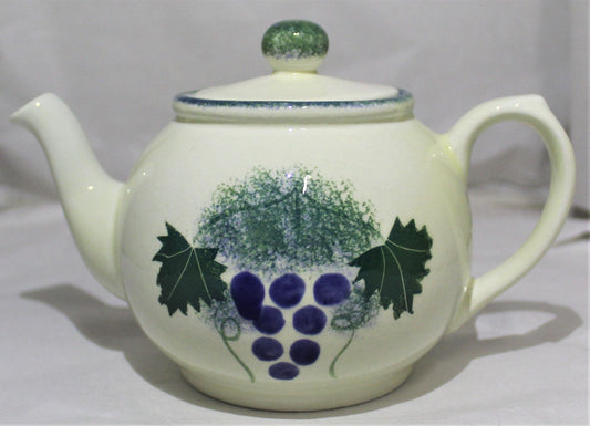 Small Tea Pot - Vinyard Design