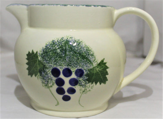 Jug - Vinyard design