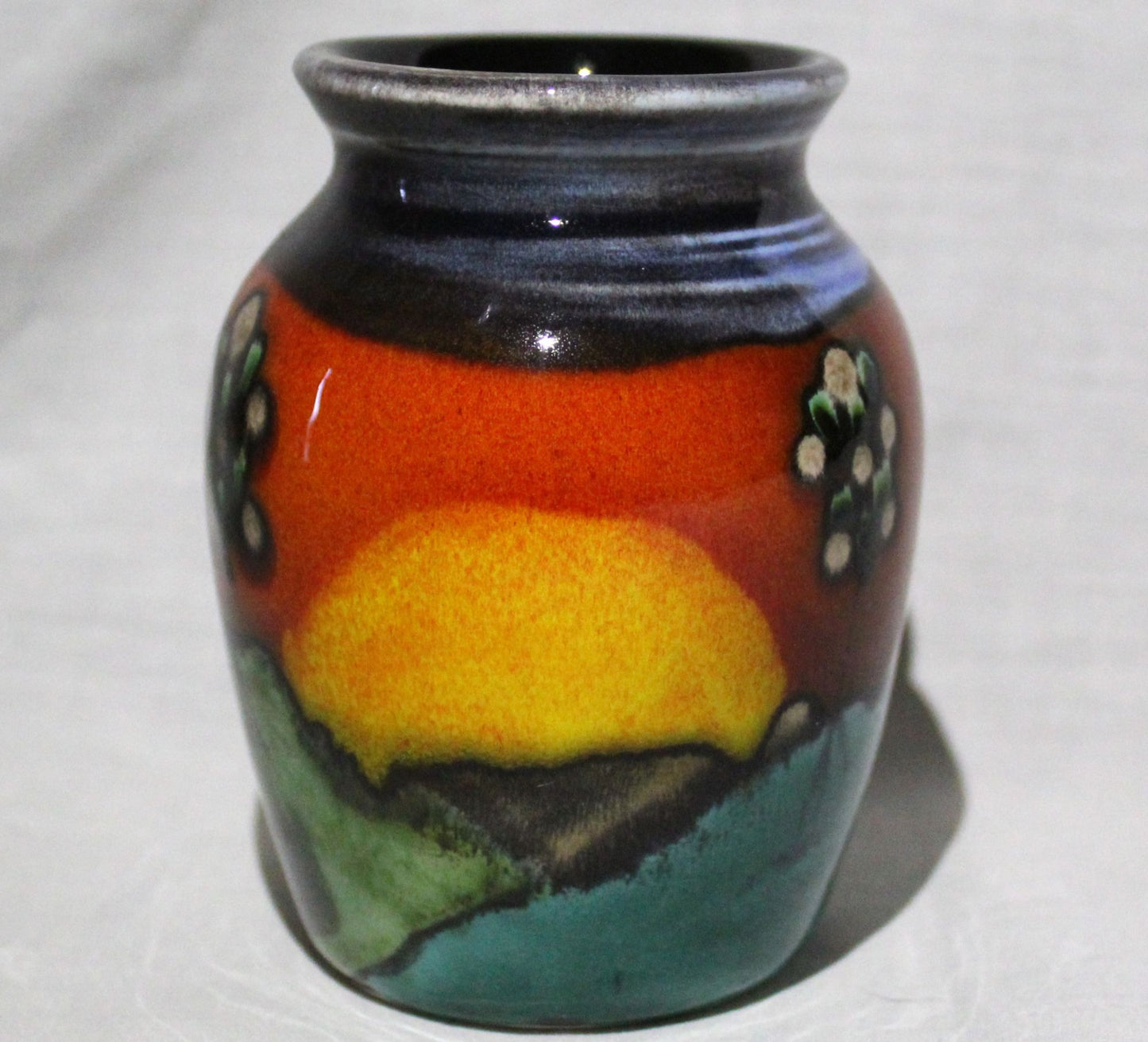 Hand-thrown, Mini Vase - Sunrise design
