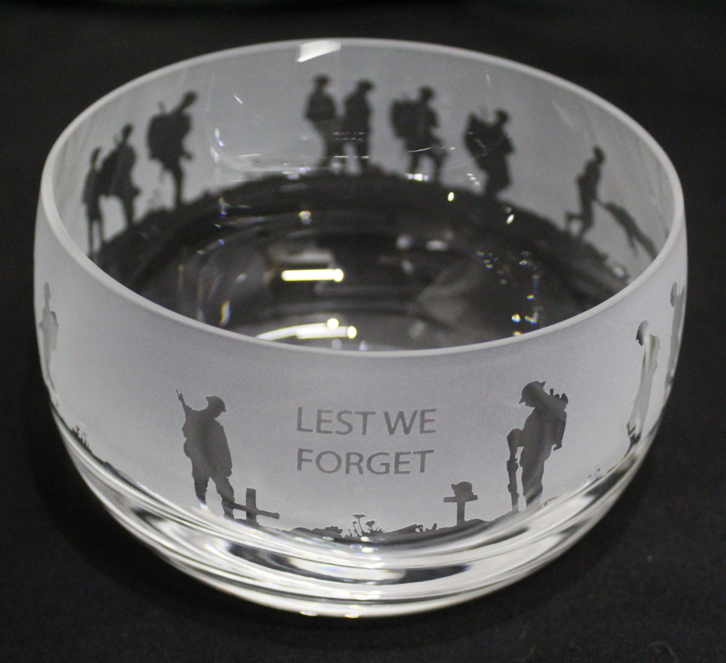 Glass Bowl "Lest we forget"