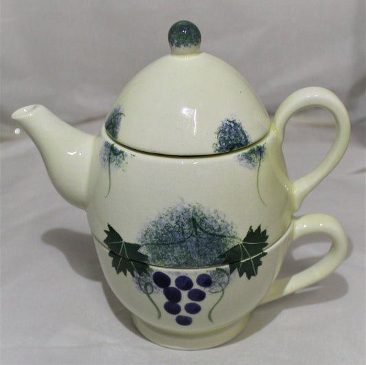 Tea-for-One - Studio Poole Vinyard design