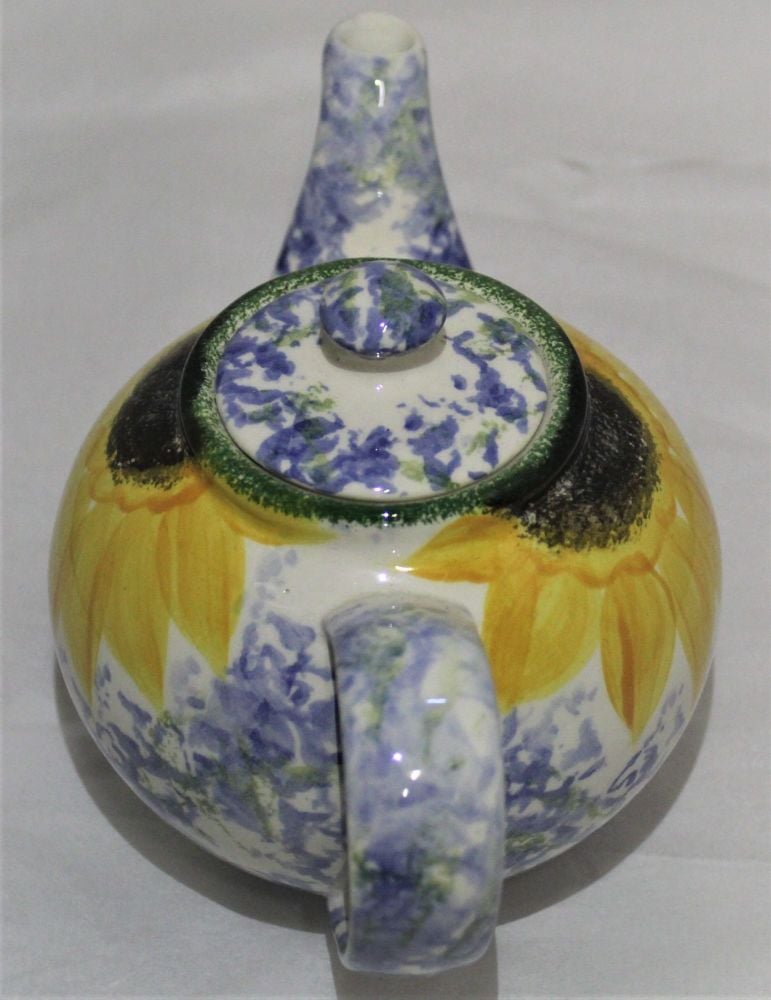 Small Tea Pot - Vincent Design