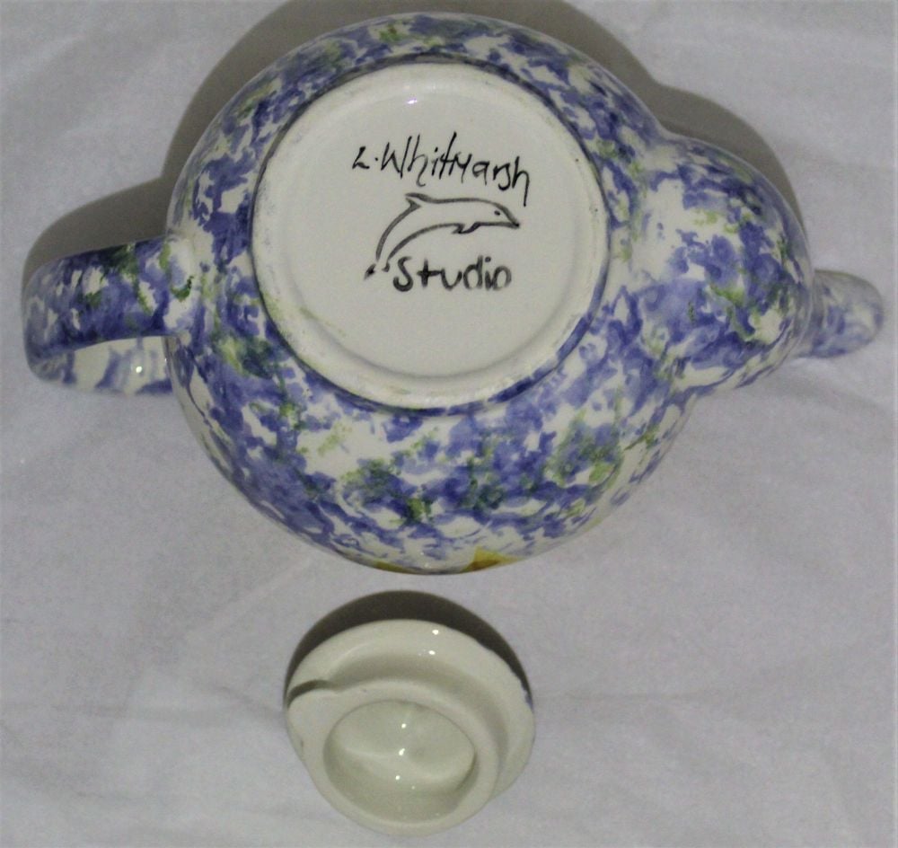 Small Tea Pot - Vincent Design