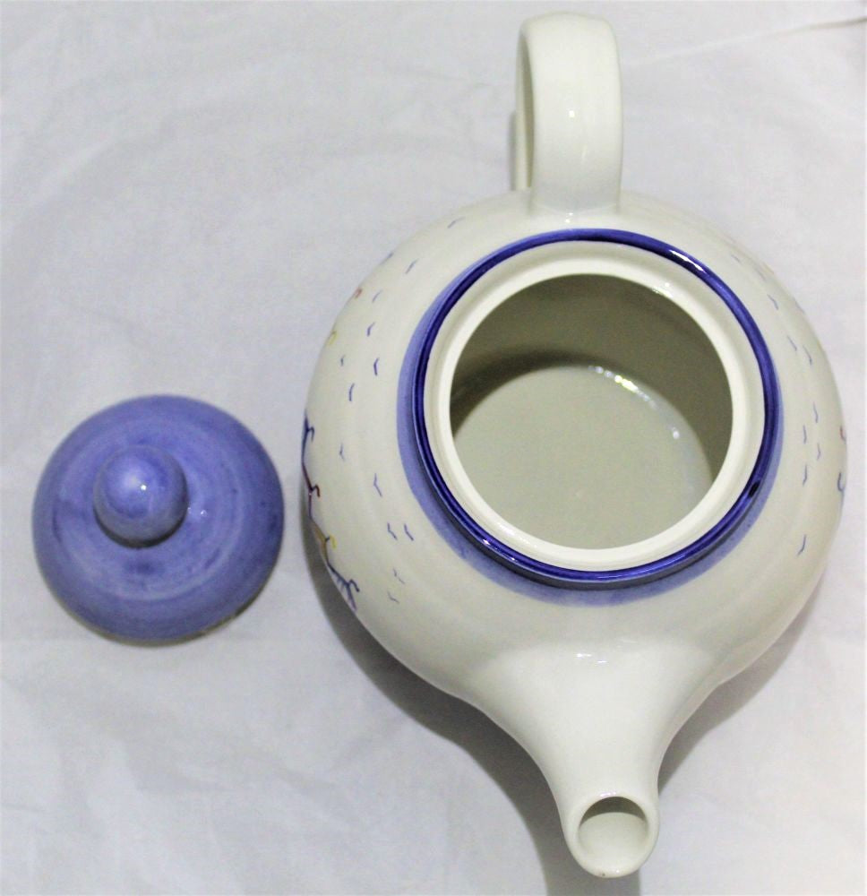 Tea Pot - Beach Huts Design