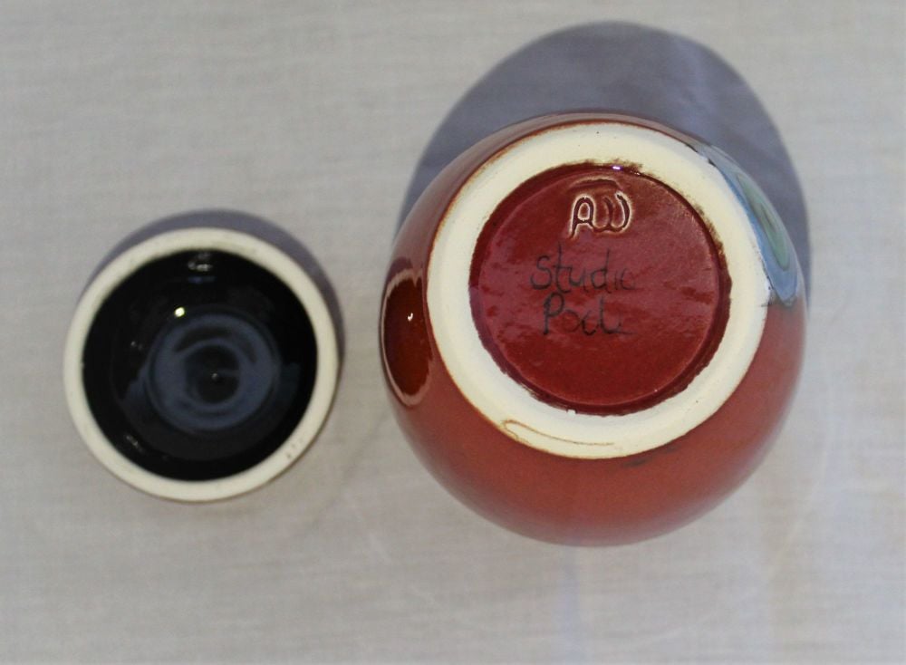 Small Ginger Jar - Eternity design Hand Thrown