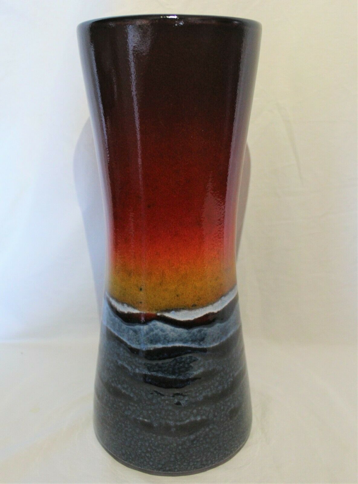 24cm Hourglass Vase - Flare design