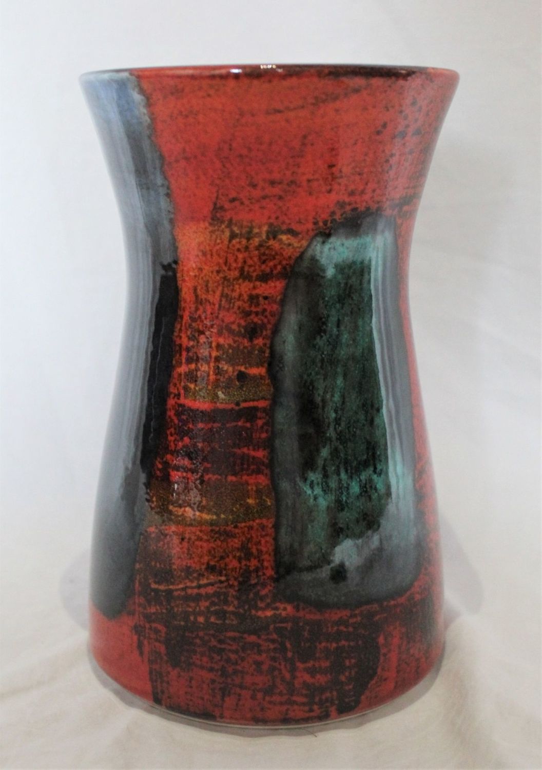 19cm Hand-thrown Vase - Gemstones design