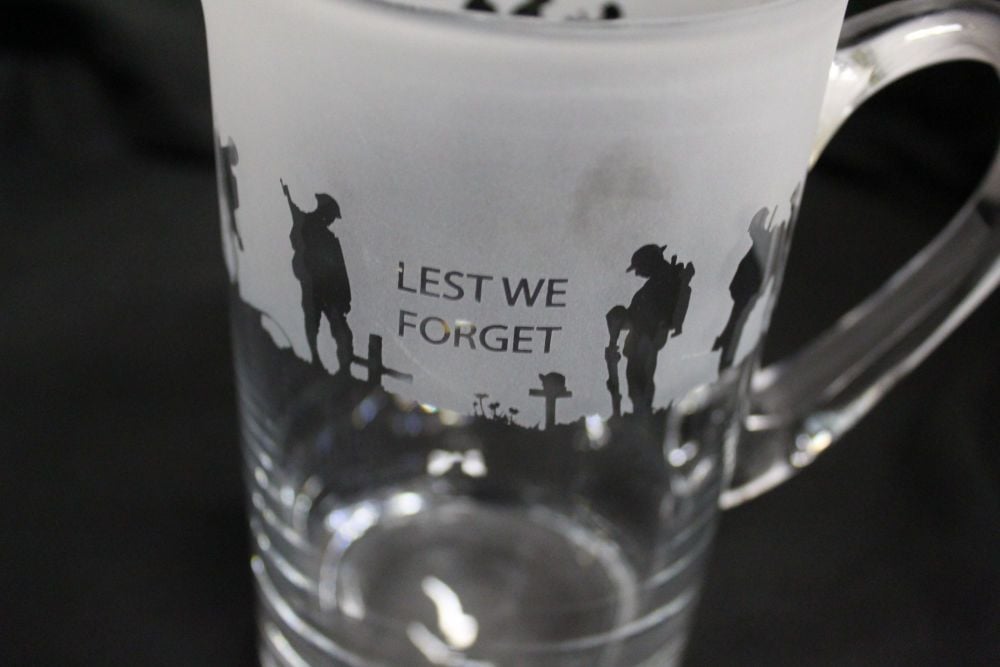 Glass Jug "Lest we forget"