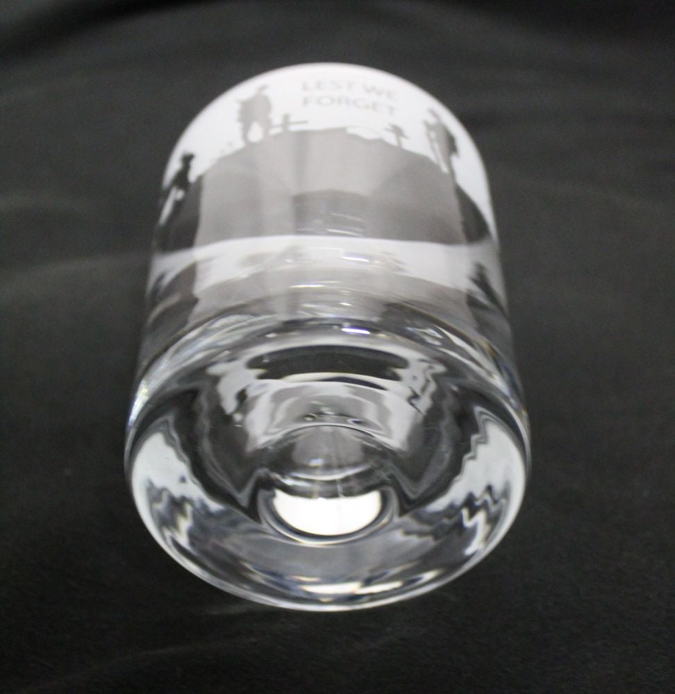 Glass Whisky Tumbler "Lest we forget "