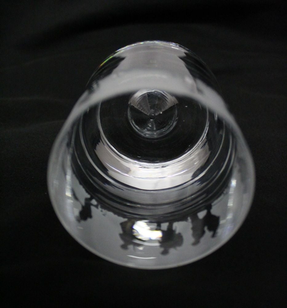 Glass Whisky Tumbler "Lest we forget "