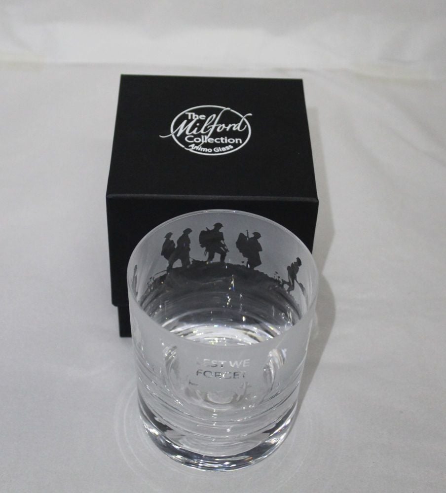 Glass Whisky Tumbler "Lest we forget "