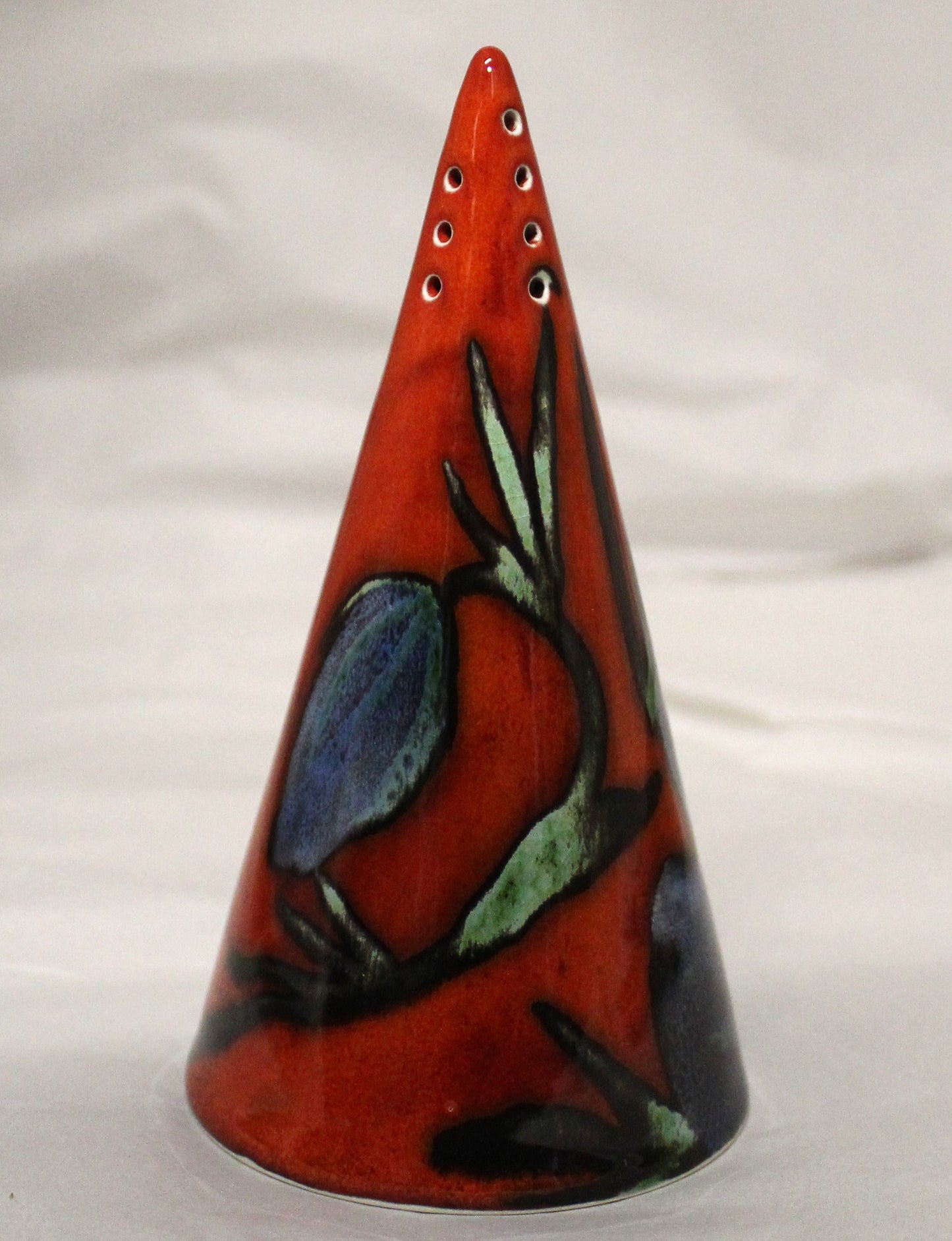 Sugar Shaker - Studio Poole Himalayan Poppy design