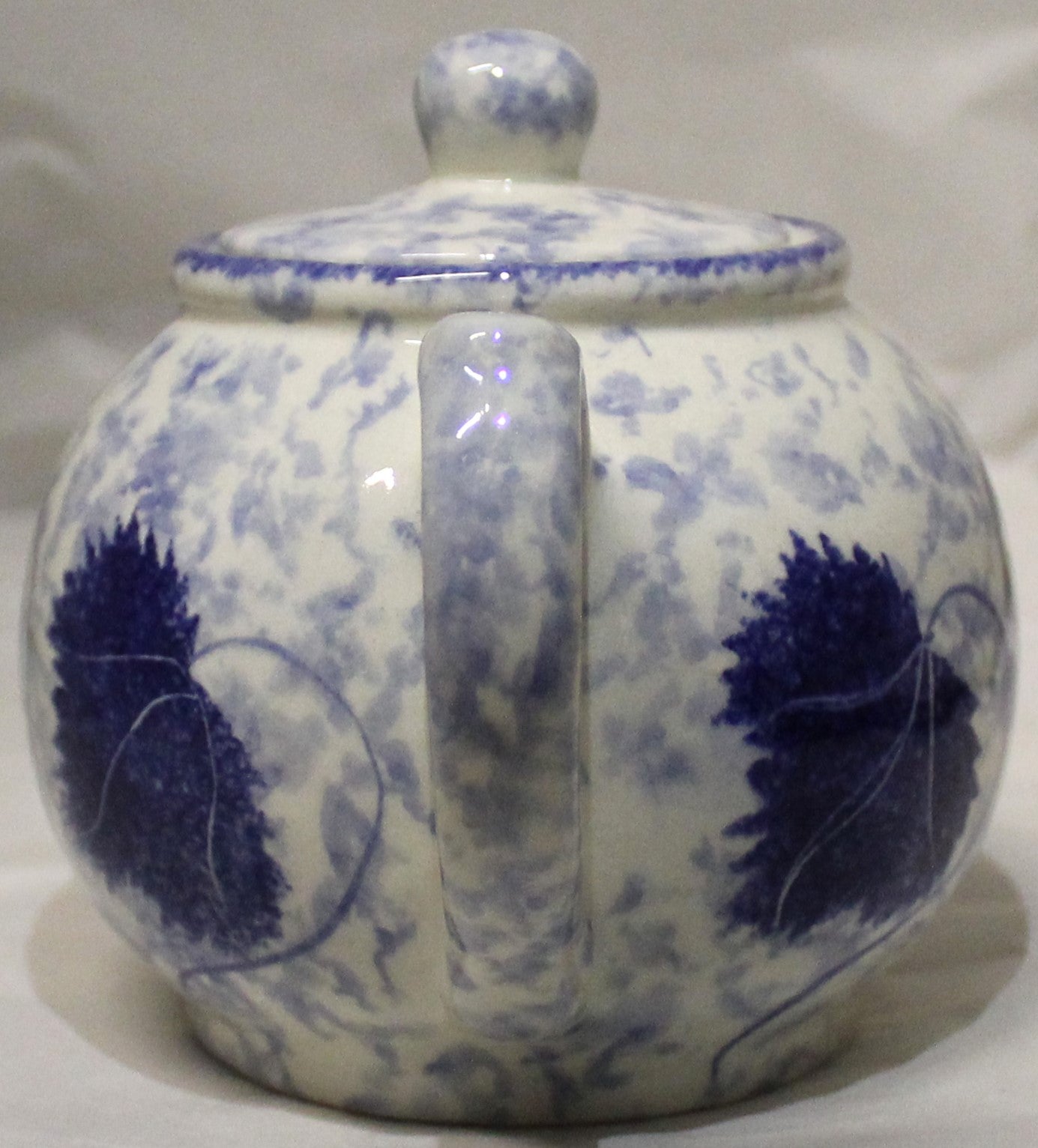 Small Tea Pot - Blue Vine Design