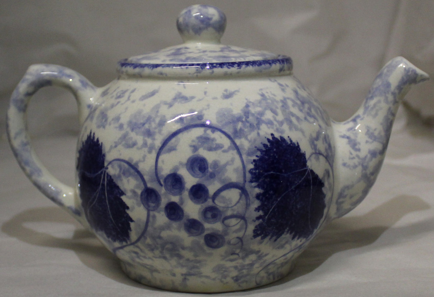 Small Tea Pot - Blue Vine Design
