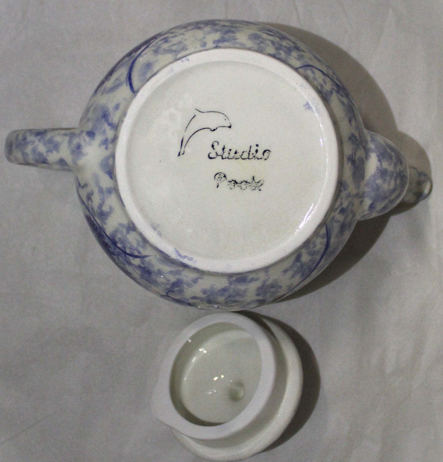 Small Tea Pot - Blue Vine Design