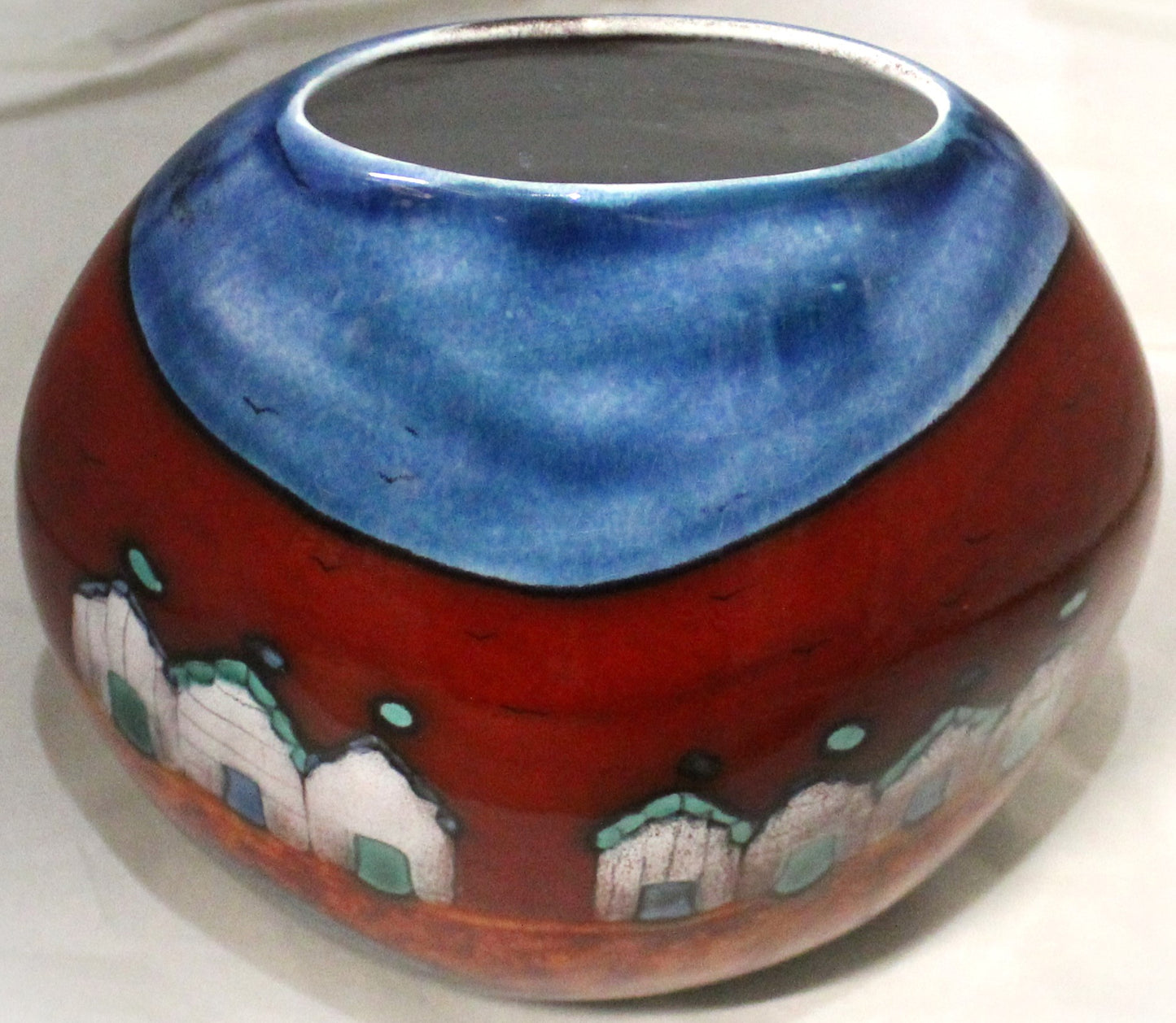 Hand-thrown Purse Vase - Red Beach Huts design