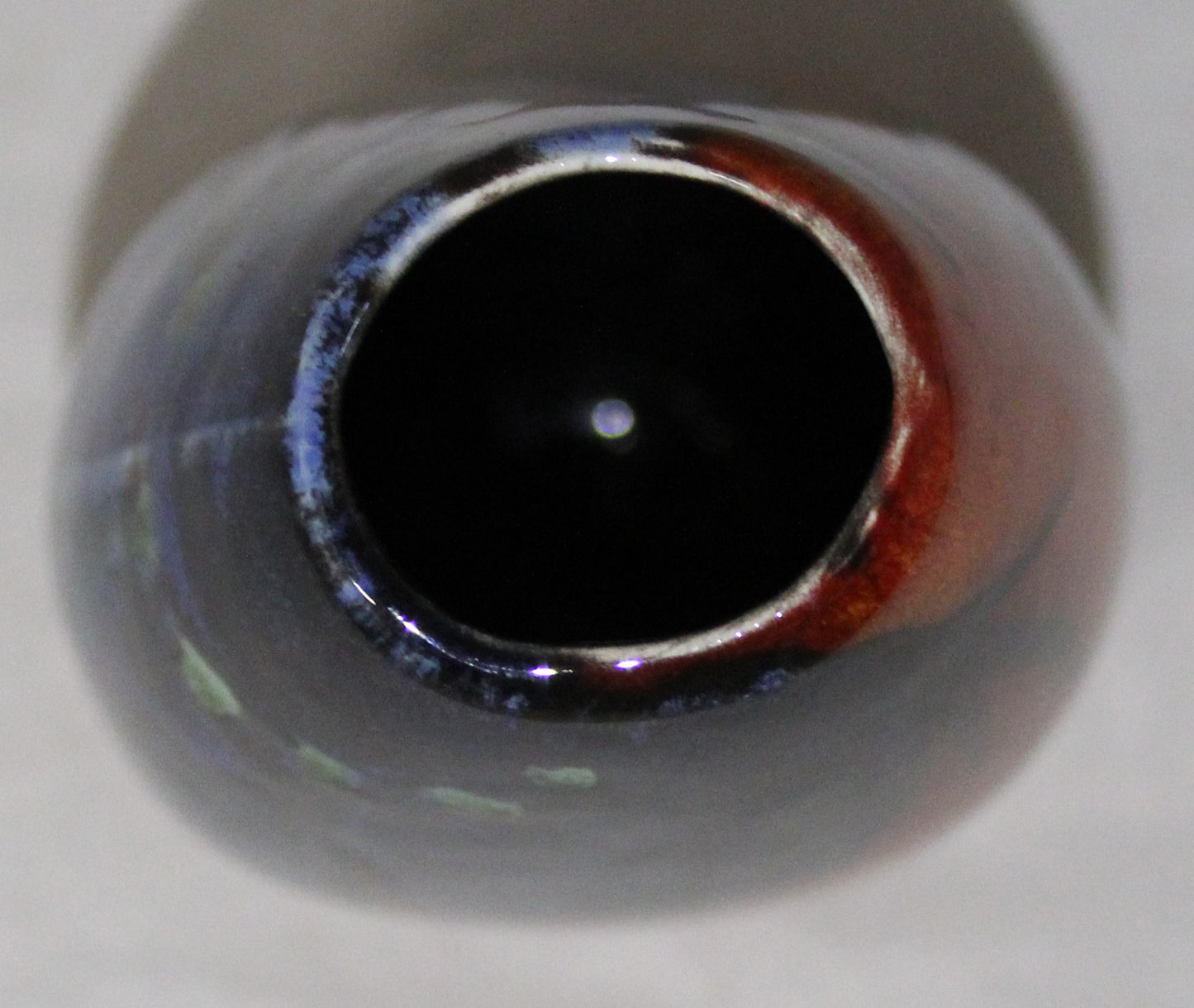 Hand-thrown, Mini Manhatton Vase - Himalayan Poppy design