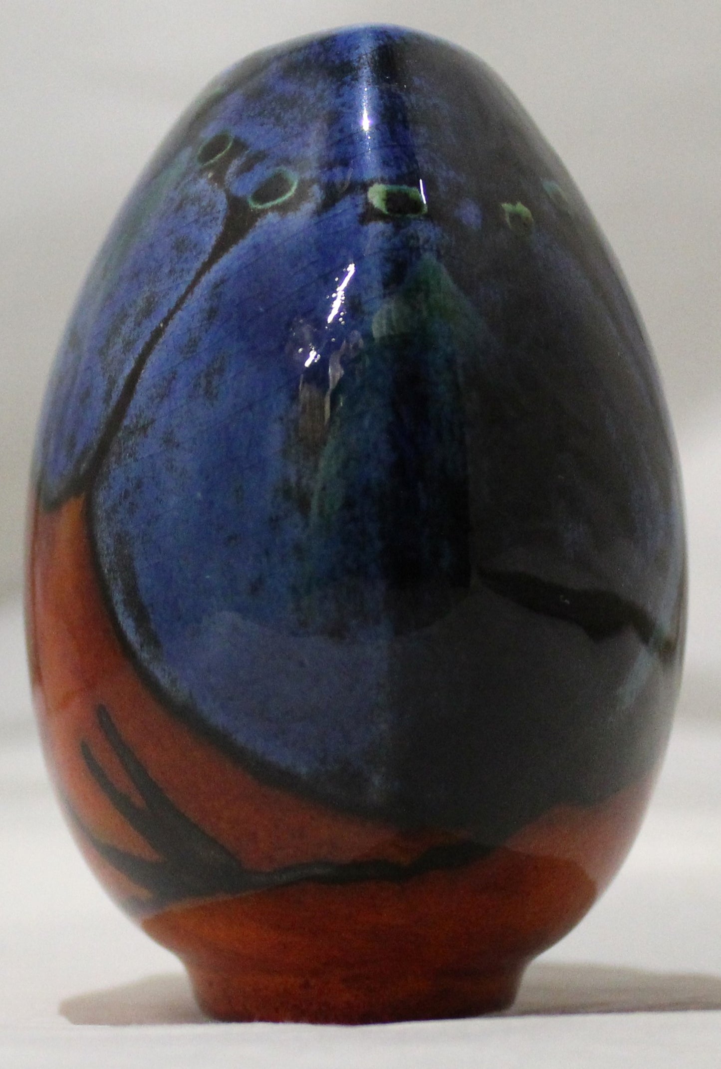 Hand-thrown, Mini Purse Vase - Himalayan Poppy design