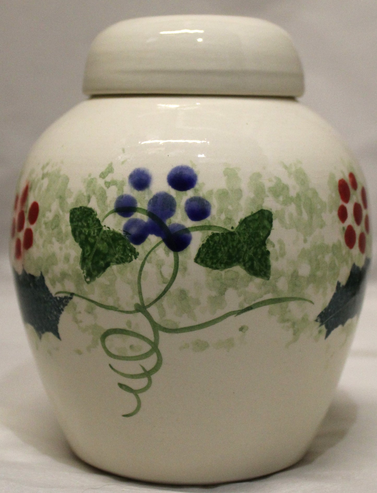 Hand-thrown, medium Ginger Jar - Winter Vine design