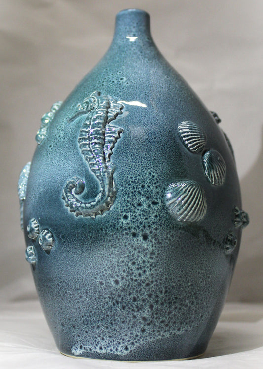 Limited Edition Oceanic Vase (marked out of ten)