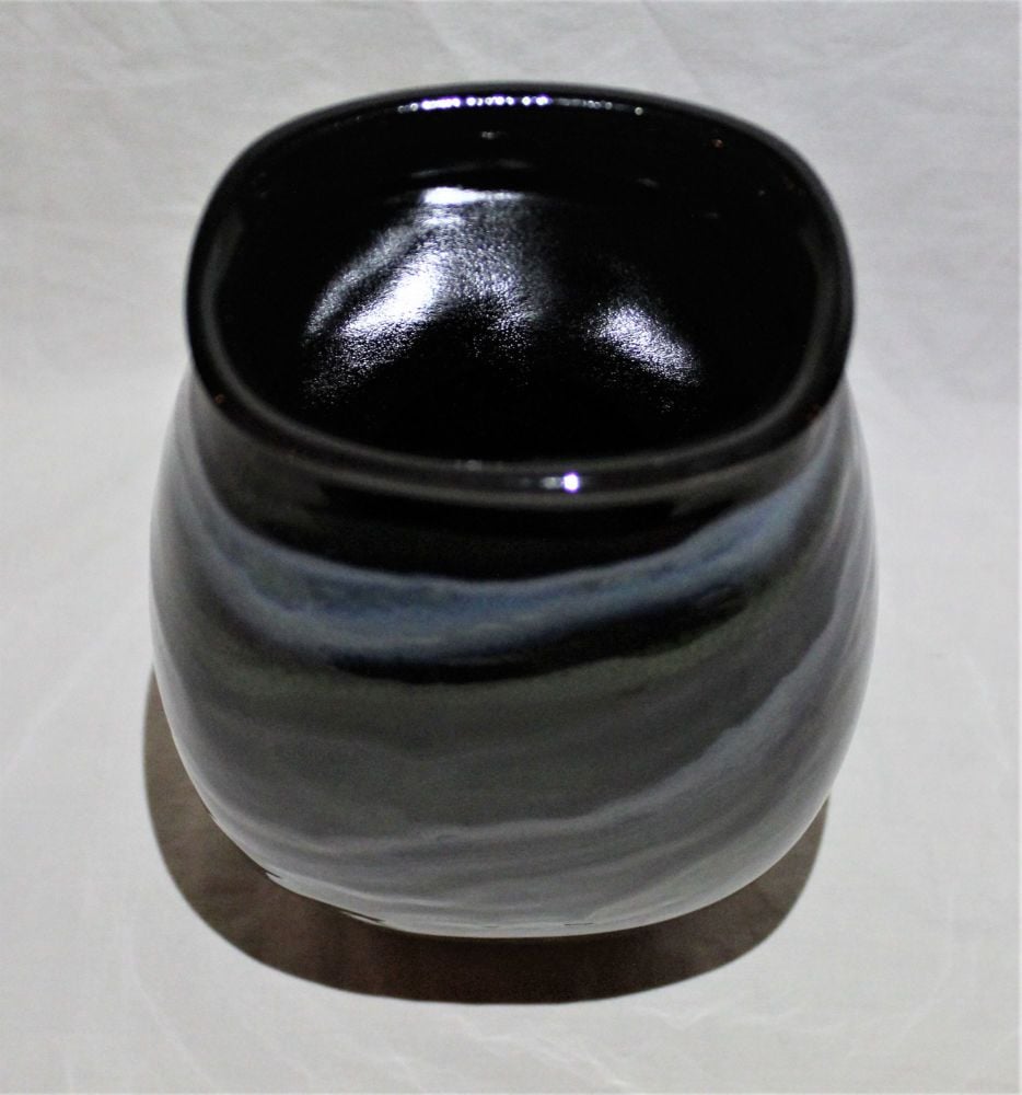 26cm Manhattan Vase - Maya design