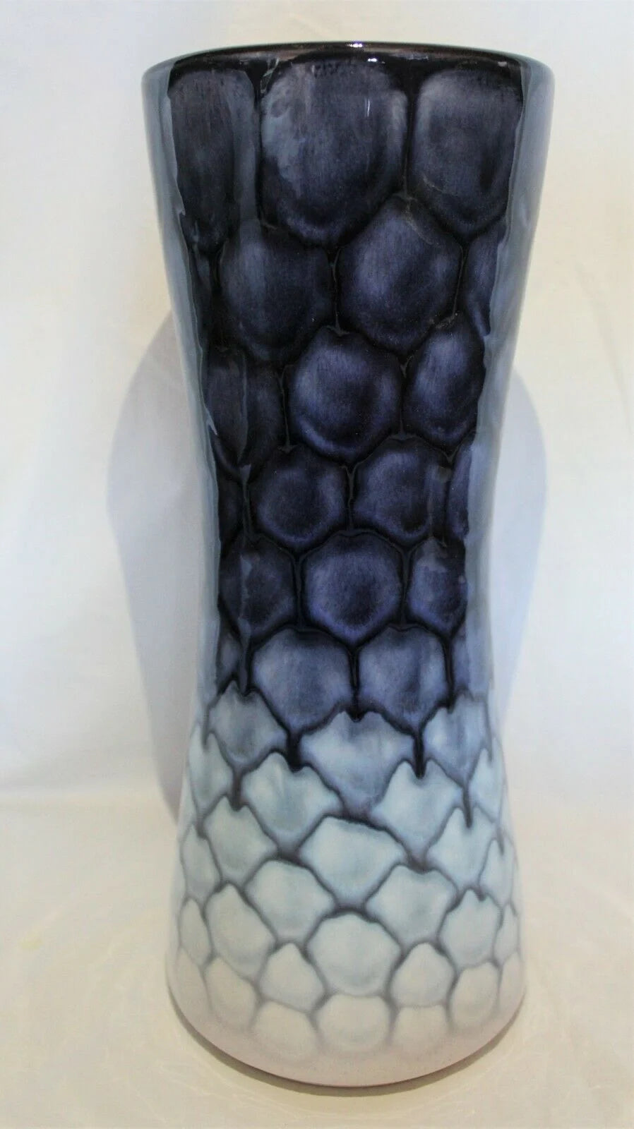 24cm Hourglass Vase - Ocean design