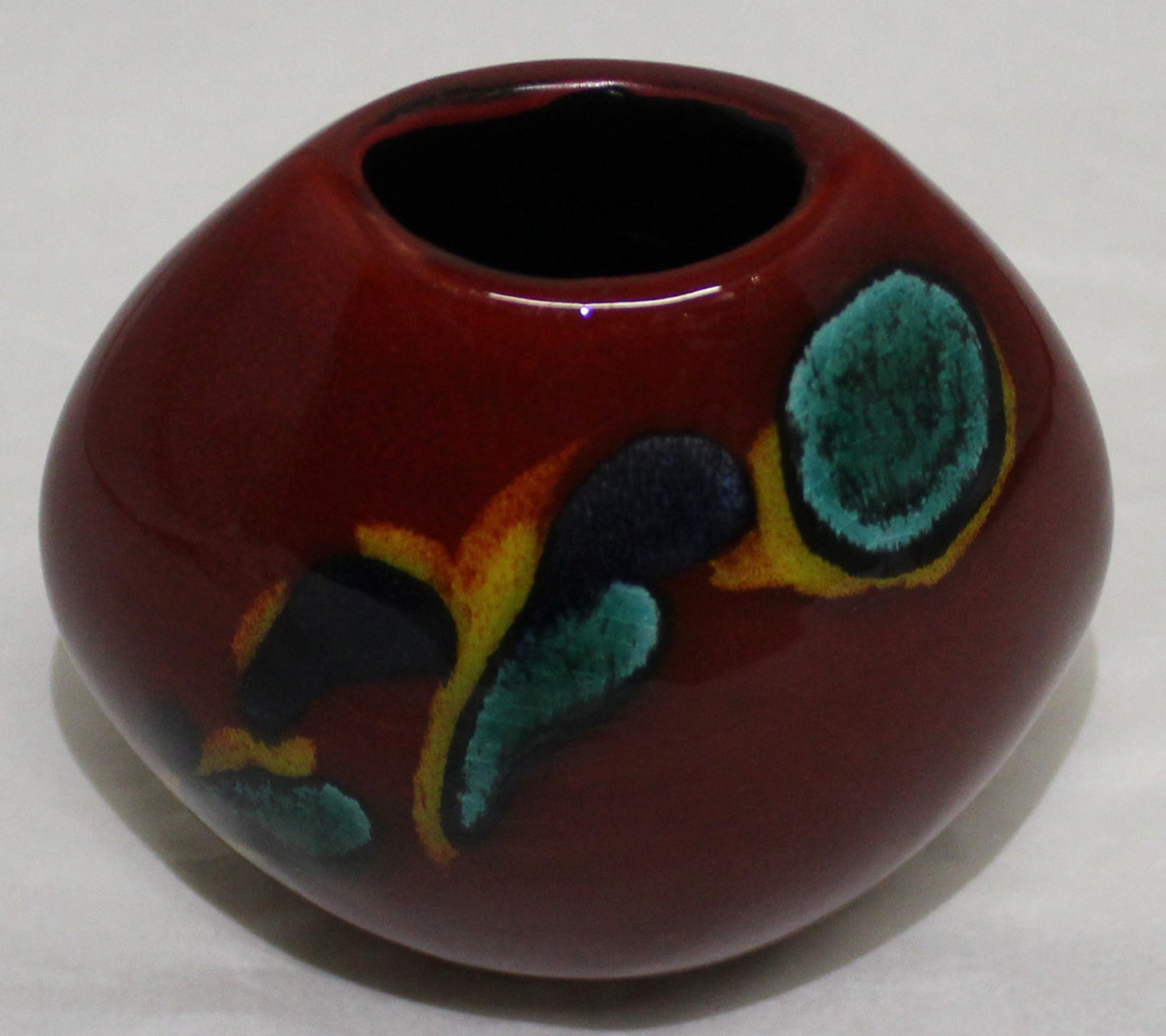 Hand-thrown, Mini Purse Vase - Odyssey design