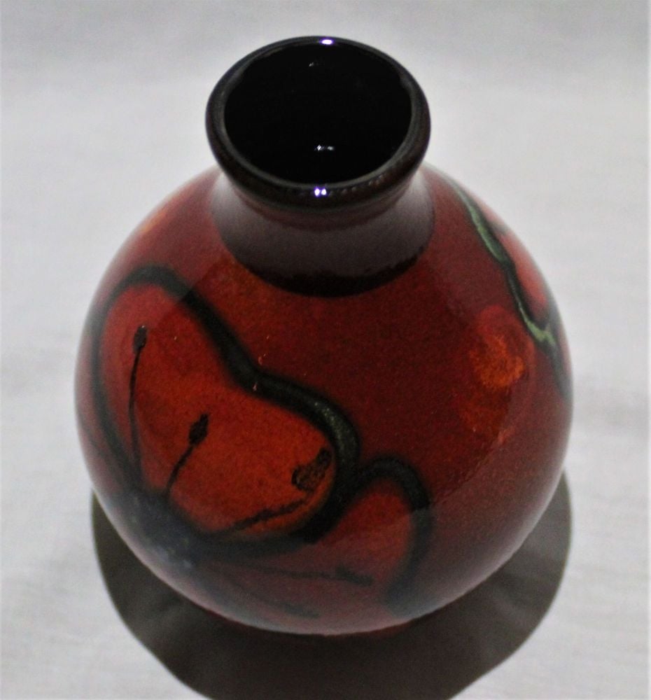 Bud Vase - Poppyfield design