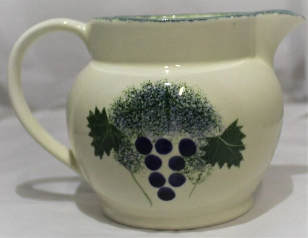 Jug - Vinyard design