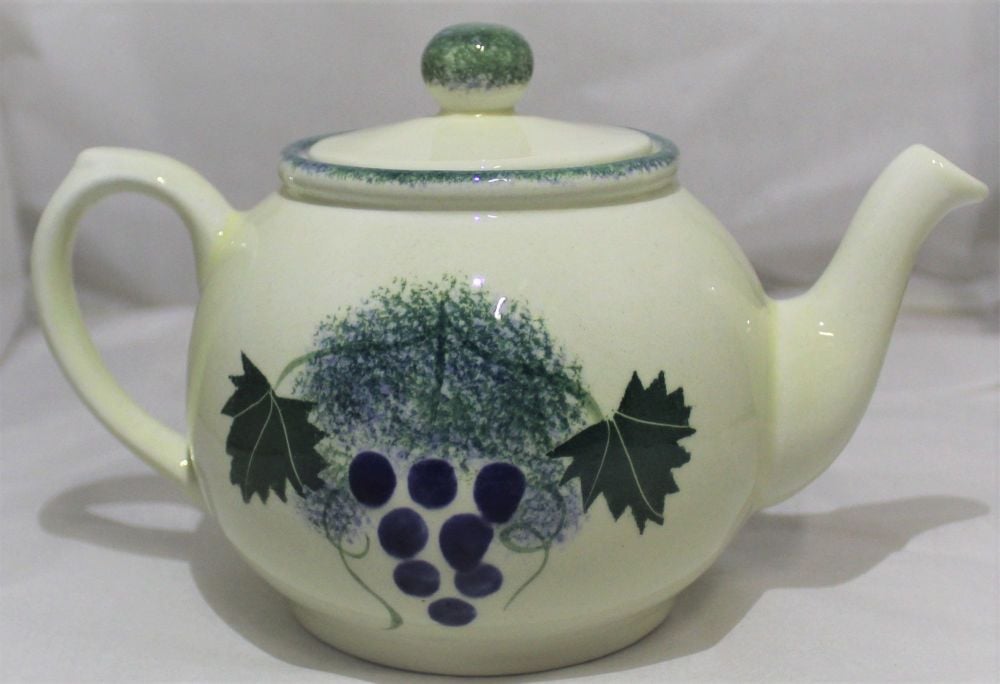 Small Tea Pot - Vinyard Design