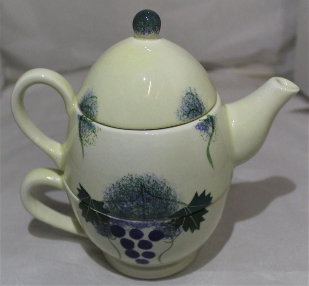 Tea-for-One - Studio Poole Vinyard design