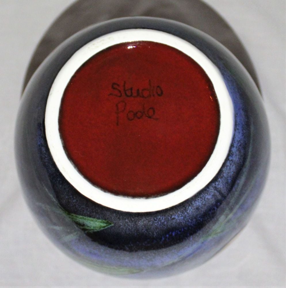 Bulbous Vase - Wild Poppy