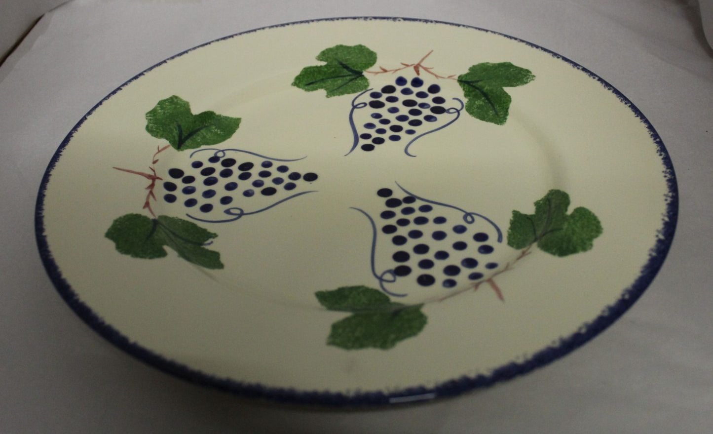 Dinner Plate - Dorset Fruits Grapes design