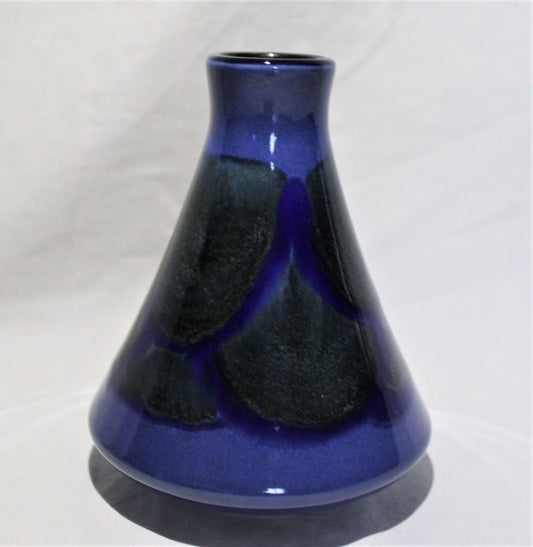 Conical Bud Vase - Alexis design