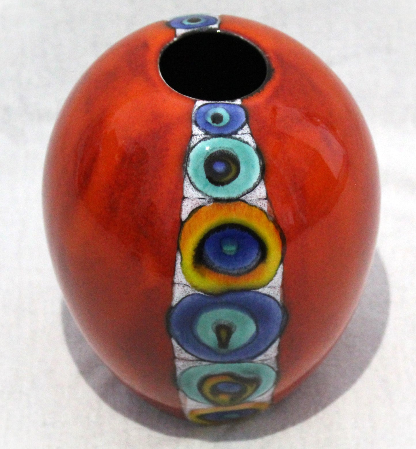 Ostrich egg Vase - Studio Poole Eternity