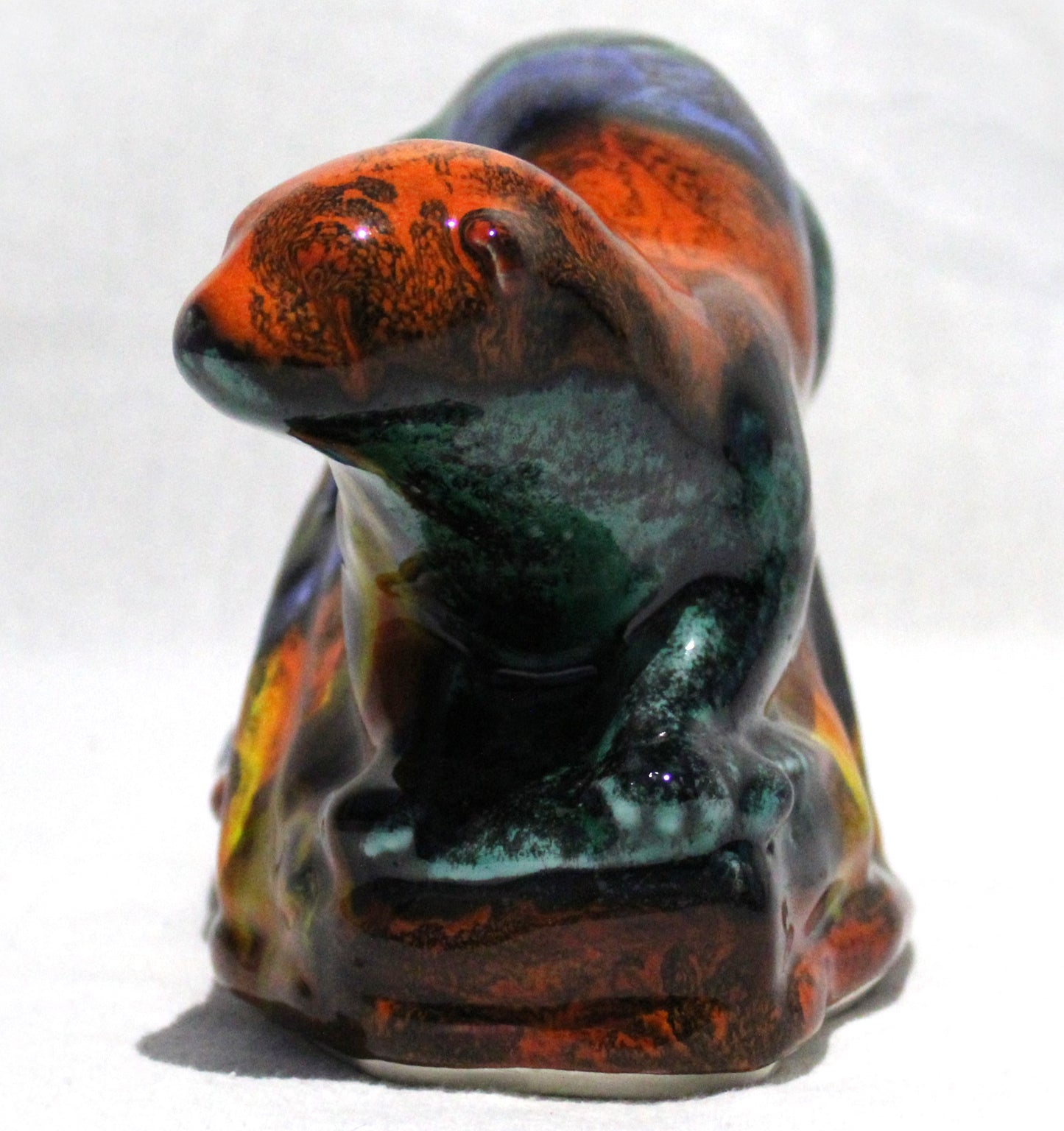 Large Otter - Gemstones design