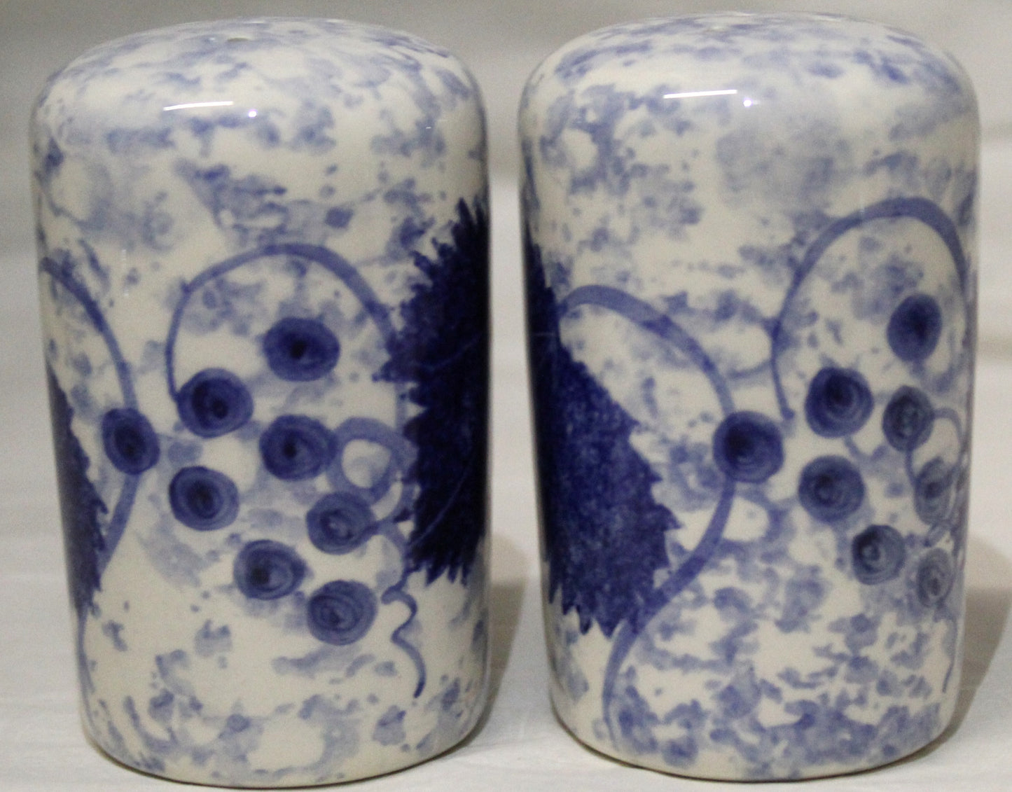 Cruet Set - Blue Vine design