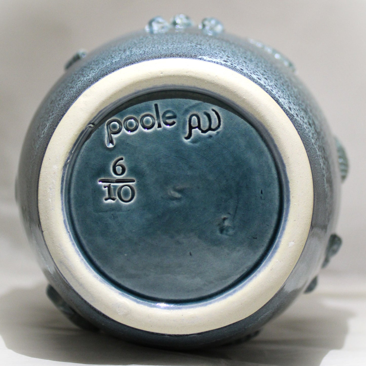 Limited Edition Oceanic Vase (marked out of ten)