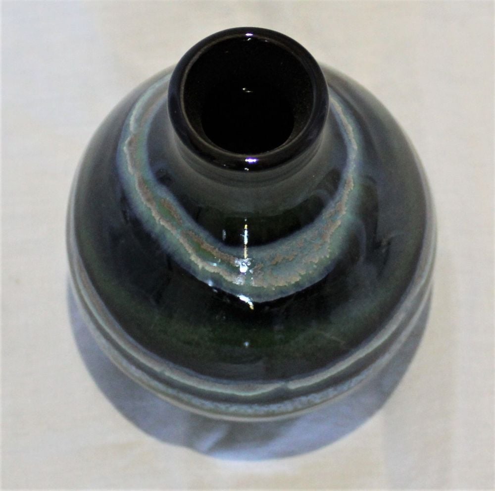 Bud Vase - Maya design