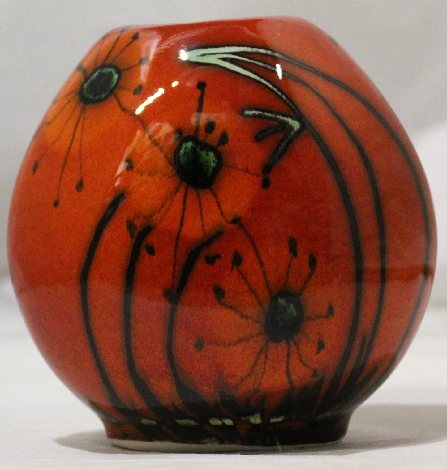 Hand-thrown, Mini Purse Vase - Meadow design