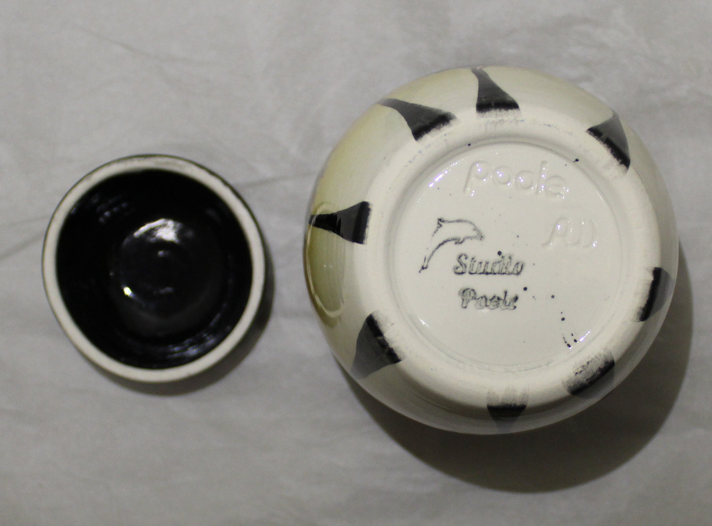 Hand-thrown, medium Ginger jar/Vase - Sunset Trees design