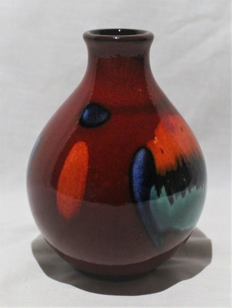 Bud Vase - Volcano design