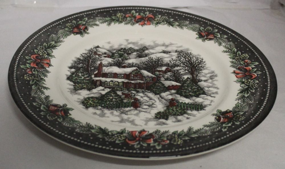 Themed Dinner Plate - Xmas Village